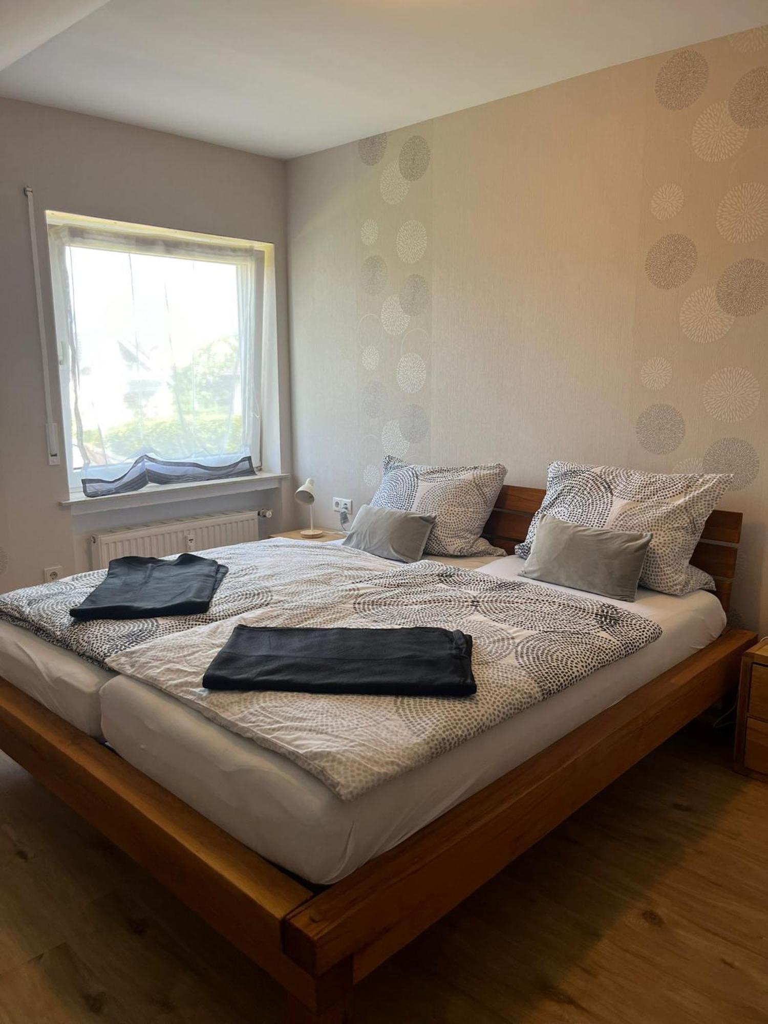 Fewo Hoheeifel, 1 Haus Mit 2 Apartments 5 Schlafzimmer In Kelberg Naehe Nuerburgring Eksteriør billede