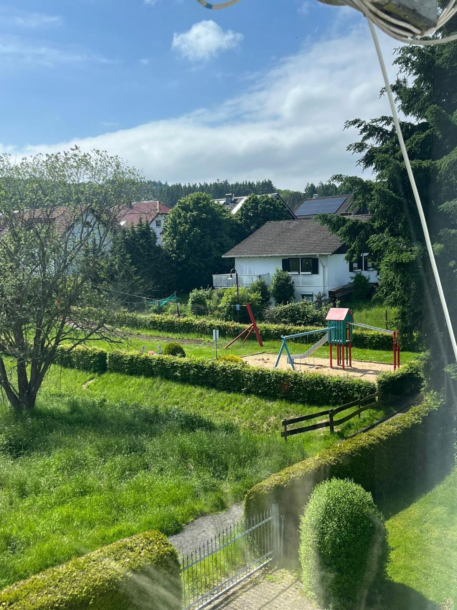 Fewo Hoheeifel, 1 Haus Mit 2 Apartments 5 Schlafzimmer In Kelberg Naehe Nuerburgring Eksteriør billede